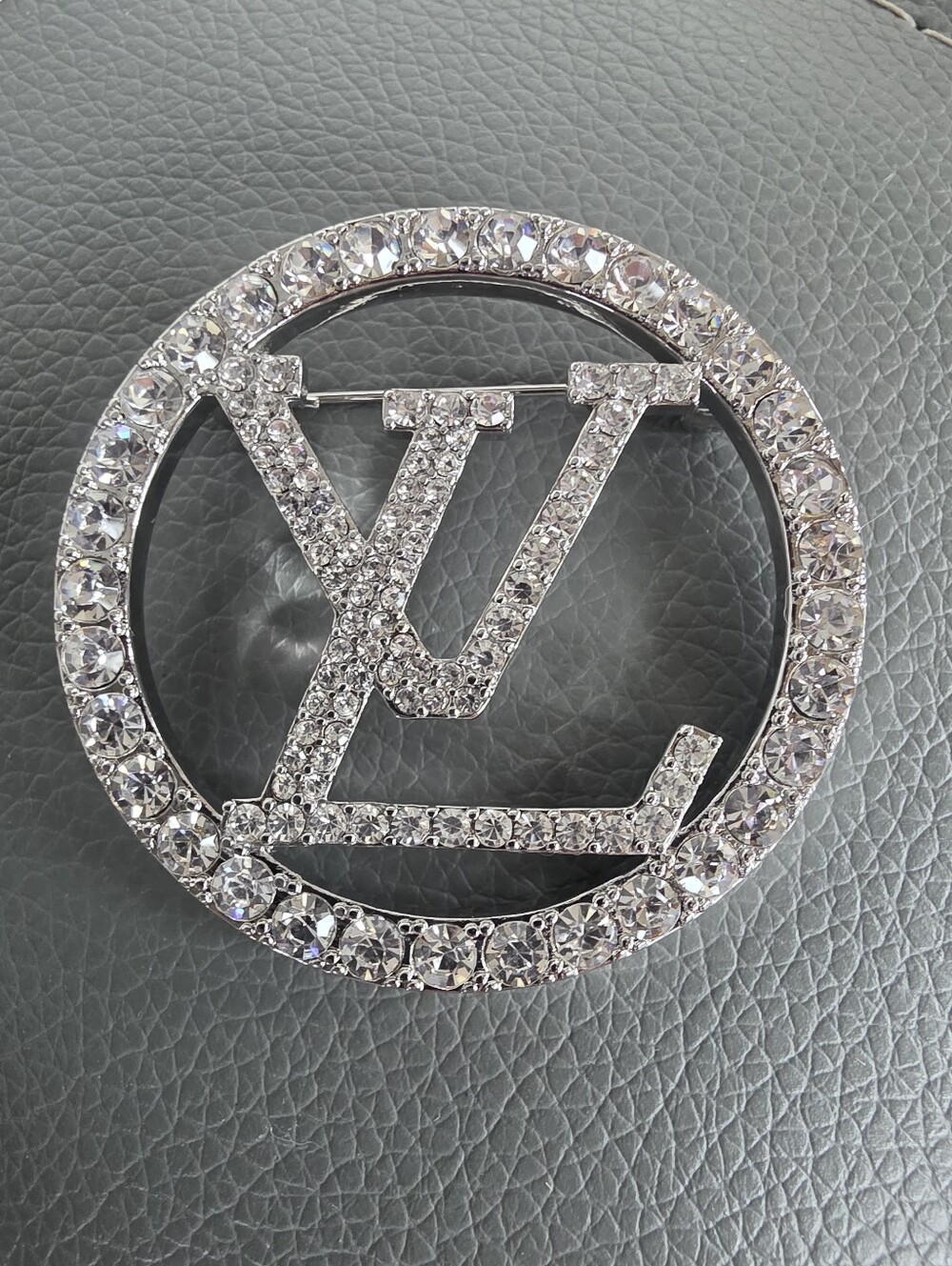 New Designer Inspired Silver Rhinestone 2" Pin